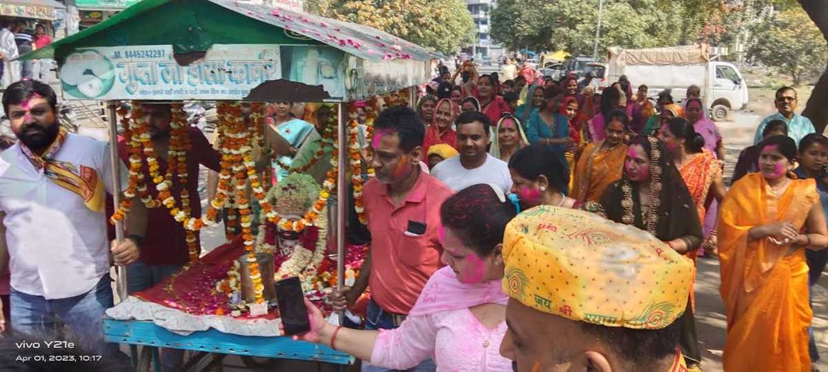 श्री खाटू श्याम बाबा की मूर्ति स्थापना पर निकाली गयी शोभा यात्रा